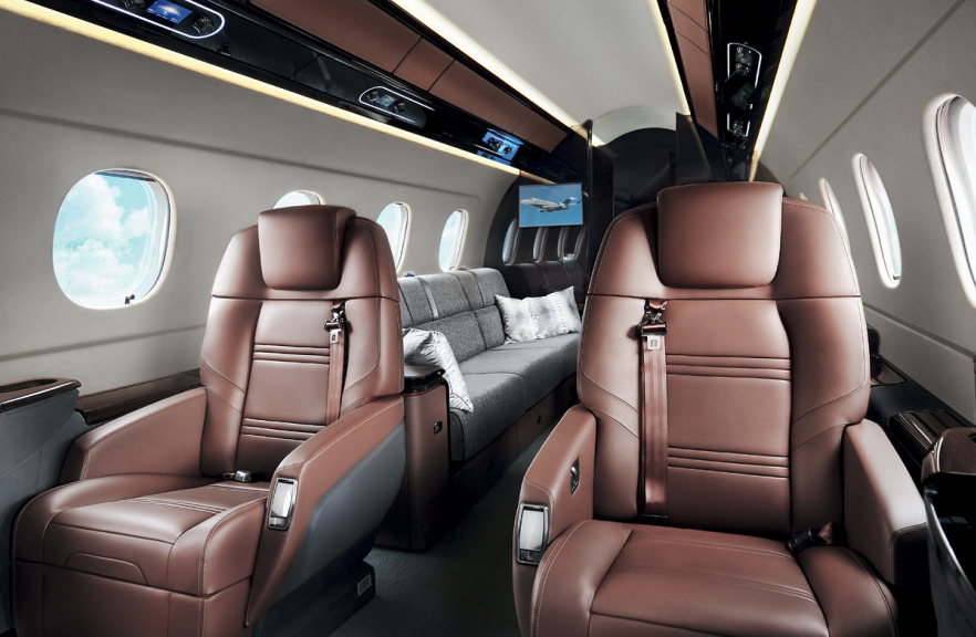 Embraer Praetor 600 private jet cabin